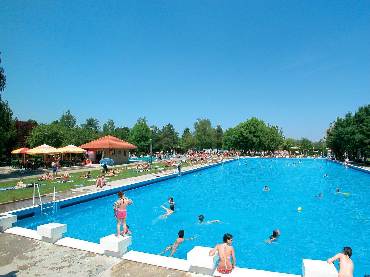 Hotel Therma Dunajska Streda Dunajská Streda Exterior foto